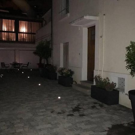 Rare Petit Cocon F1 Calme Possibilite Jacuzzi Hammam En Sus Lejlighed Chamalières Eksteriør billede